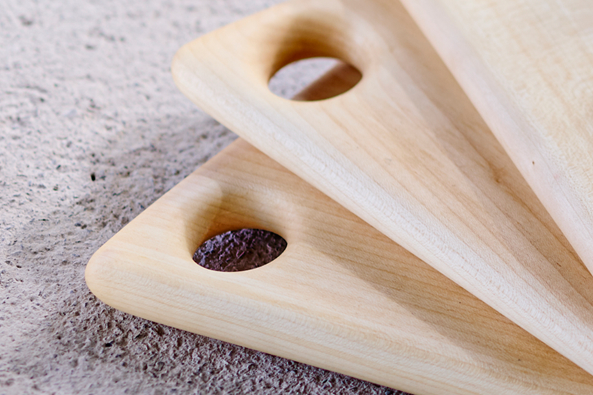 planche-a-decouper-erable-sycomore-frene-chene-hetre-bois Banc en bois d'érable, sycomore, frêne, chêne ou hêtre